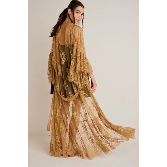 Free People x Muche Et Muchette Barbara Tiered Lace Kimono - Picture 3 of 6